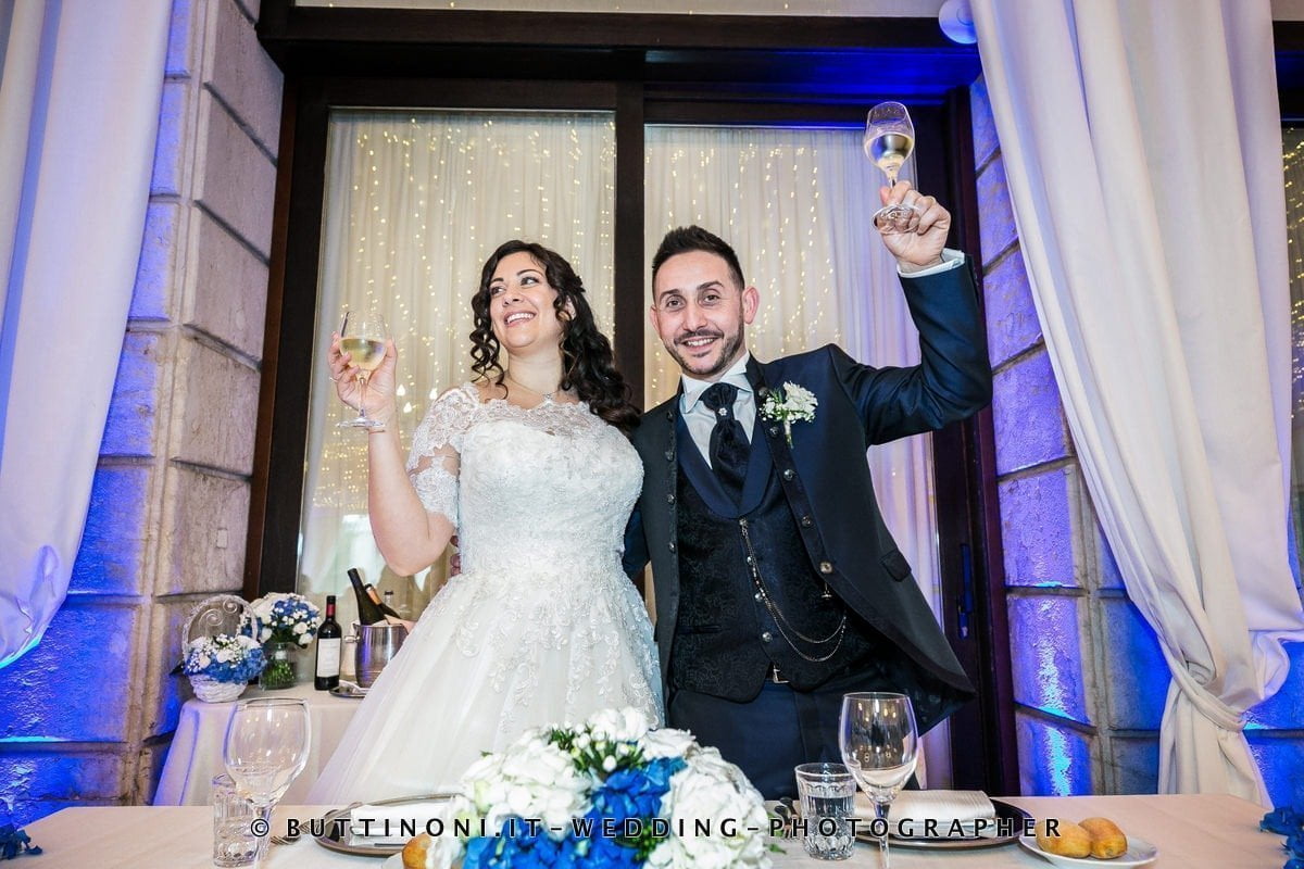 Matrimonio in Villa Suardi 58 sala da pranzo veranda Sposi Matrimonio civile Ristorante Villa Suardi Trescore Balneario Bergamo Reportage senza pose © Carlo Buttinoni Fotografo