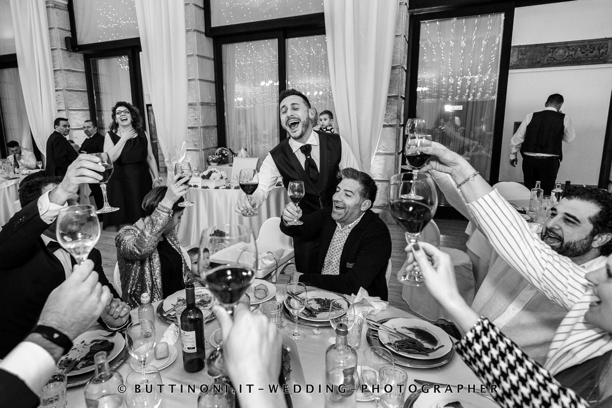 Matrimonio in Villa Suardi 98 Sala da Pranzo in Veranda Sposi Matrimonio Ristorante Villa Suardi Trescore Balneario Bergamo Reportage senza pose © Carlo Buttinoni Fotografo