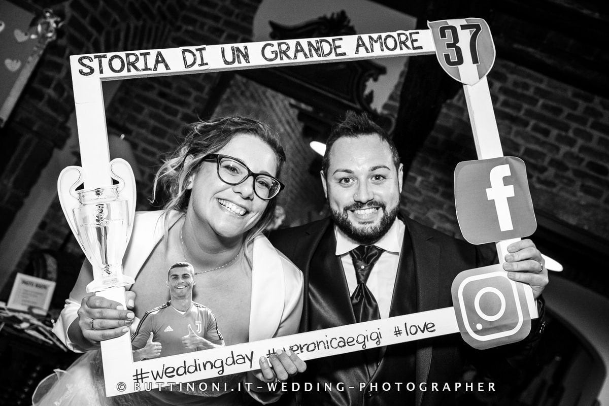 Photo Booth Sposi Matrimonio Ristorante La Bassanina Fornovo Caravaggio Bergamo Reportage senza pose © Carlo Buttinoni Fotografo