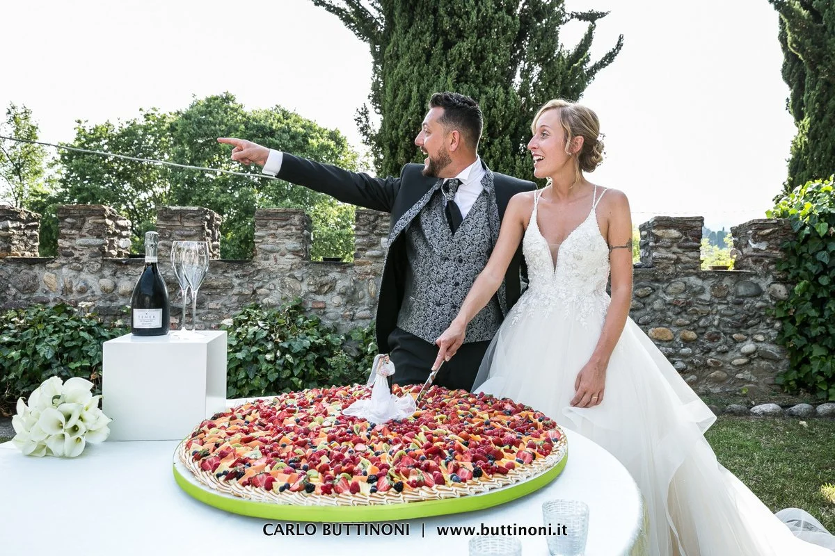 Castello della Marigolda 267 Torta Sposi-Matrimonio-Castello-Marigolda-Curno- Bergamo-Carlo-Buttinoni-Fotografo
