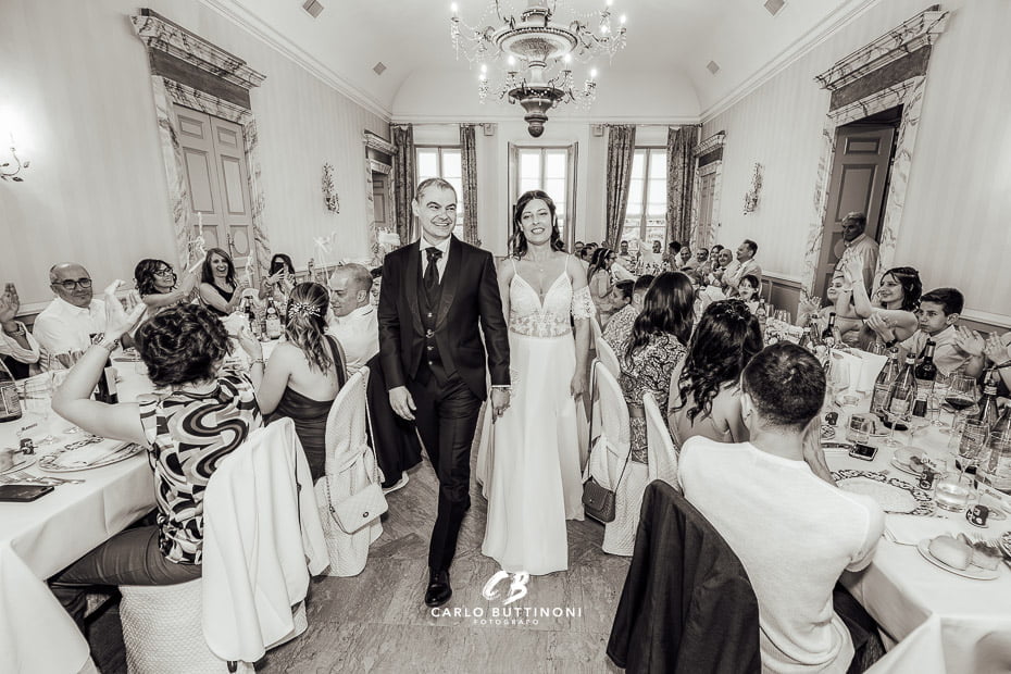 Matrimonio Palazzo Colleoni 204 Fotografo Matrimonio Location Sposi ingresso in sala Ristorante Palazzo Colleoni Cortenuova Bergamo