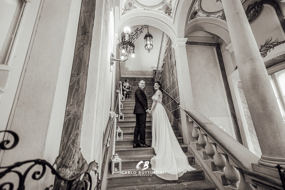 Matrimonio Palazzo Colleoni 215 Fotografo Matrimonio Location Sposi scalinata Ristorante Palazzo Colleoni Cortenuova Bergamo