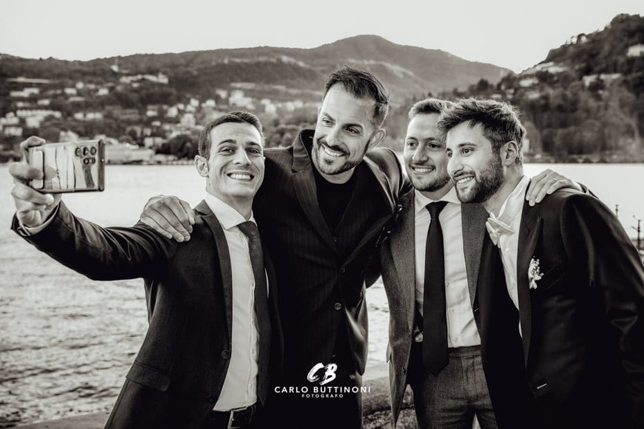 Villa Geno Lago di Como 273 Reportage Sposi ed invitati per l'Aperitivo dopo il Matrimonio Sposi con cerimonia civile a bordo Lago nella Location di Matrimoni Ristorante Villa Geno Lago di Como - Carlo Buttinoni Fotografo
