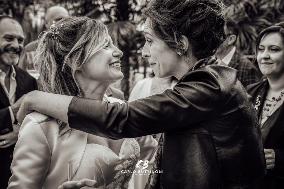 Tenuta Serradesca 255 Aperitivo sposi ed invitati Reportage Sposi Carlo Buttinoni Fotografo Matrimonio Ristorante-Tenuta Serradesca Acquaroli Scanzorosciate Bergamo Milano Brescia