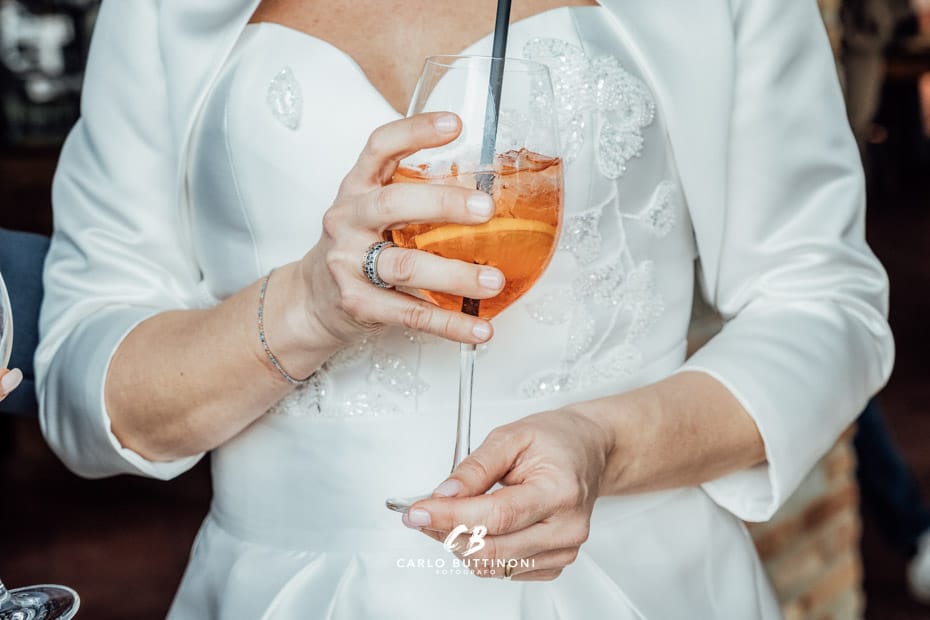 Tenuta Serradesca 258 Aperitivo sposi ed invitati Reportage Sposi Carlo Buttinoni Fotografo Matrimonio Ristorante-Tenuta Serradesca Acquaroli Scanzorosciate Bergamo Milano Brescia