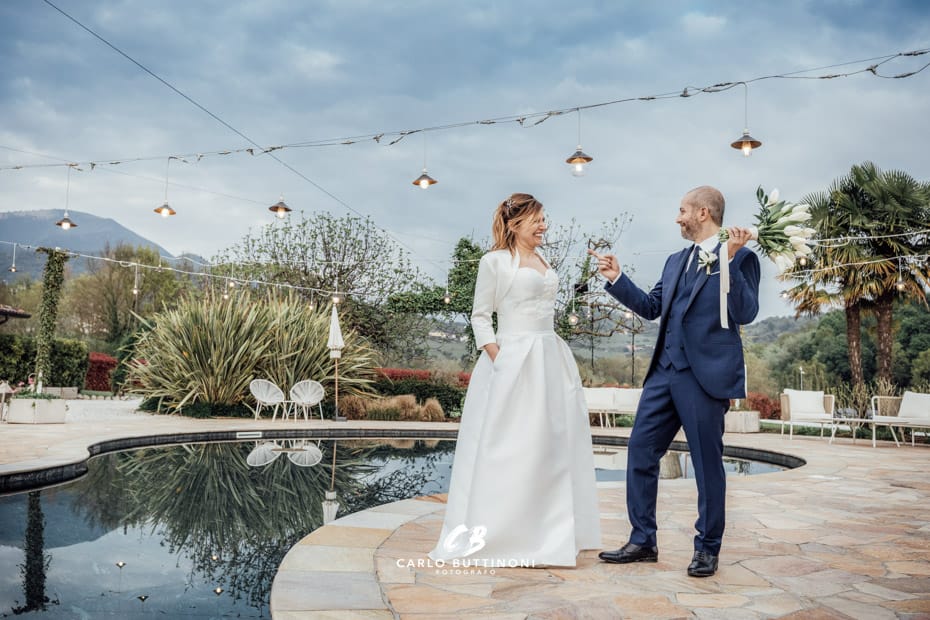 Tenuta Serradesca 296 Reportage Sposi piscina Ristorante Tenuta Serradesca Acquaroli Scanzorosciate Bergamo Milano Brescia - Carlo Buttinoni Fotografo Matrimonio