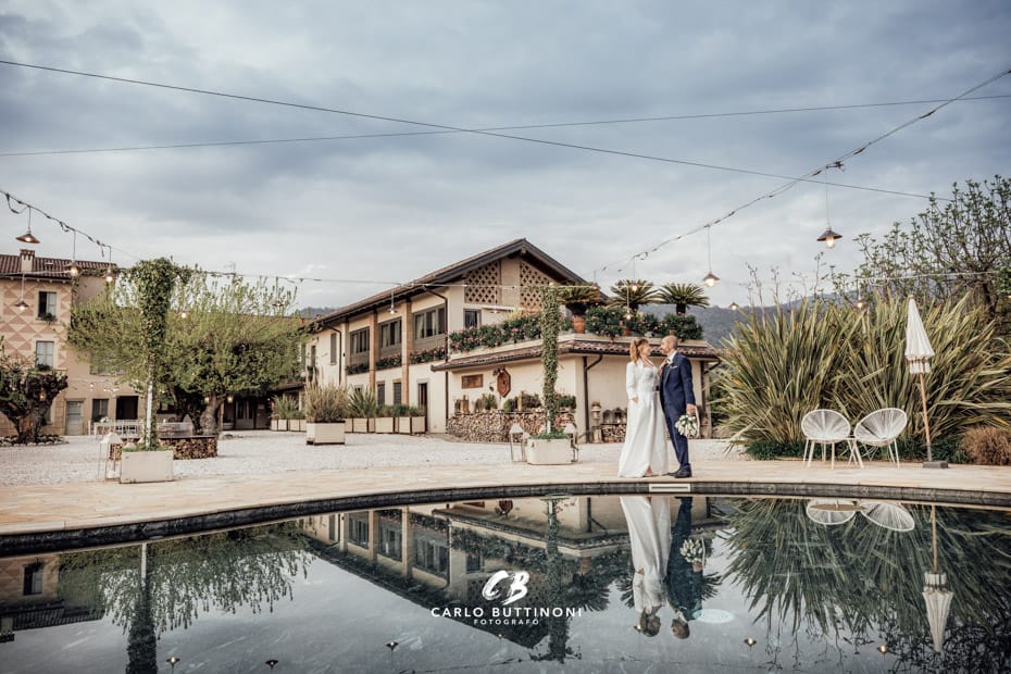 Tenuta Serradesca 297 Reportage Sposi piscina Ristorante Tenuta Serradesca Acquaroli Scanzorosciate Bergamo Milano Brescia - Carlo Buttinoni Fotografo Matrimonio
