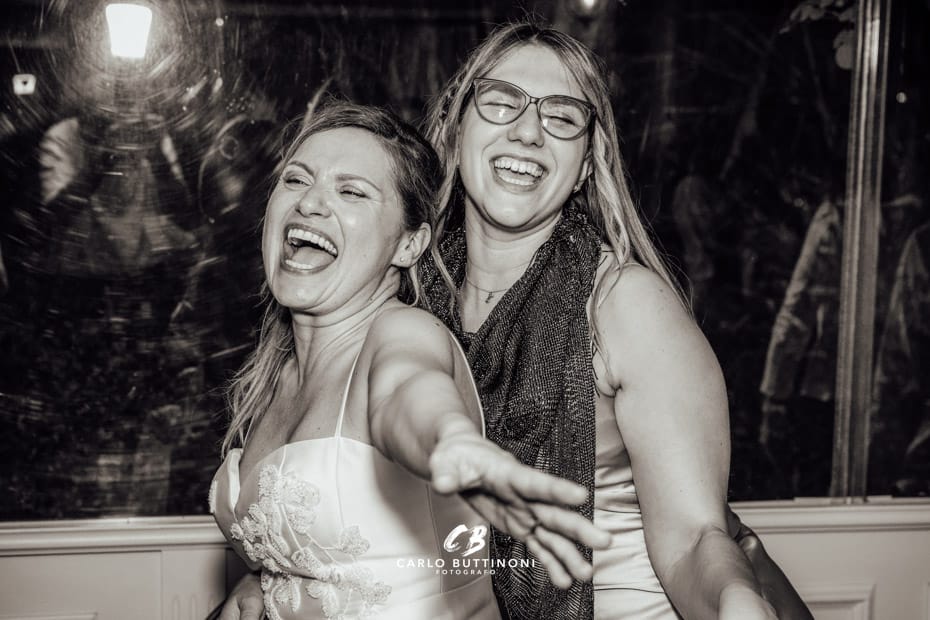 Tenuta Serradesca 312 Reportage balli sposi e invitati Veranda Ristorante Tenuta Serradesca Acquaroli Scanzorosciate Bergamo Milano Brescia - Carlo Buttinoni Fotografo Matrimonio