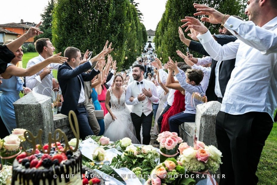 Fotografo animazione Sposi Matrimonio Pranzo Ristorante Palazzo Monti della Pieve a Montichiari Brescia Franciacorta Reportage senza pose