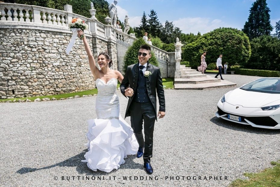 Fotografo Matrimonio Telgate 15 Fotografo Sposi Matrimonio auto Maserati Ristorante Villa Canton Trescore Balneario Bergamo Reportage senza pose